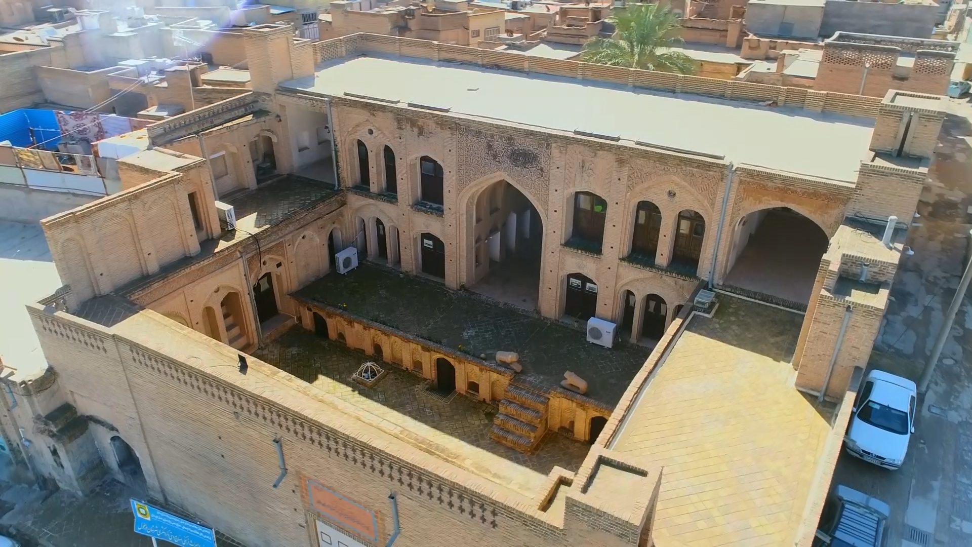  خانه تاریخی تیزنو، یکی از خانه های تاریخی شهر دزفول. شهر دزفول با قدمتی چند هزارساله، وسیع ترین بافت آجری جهان را دارد. عکاس: کورش موزونی  